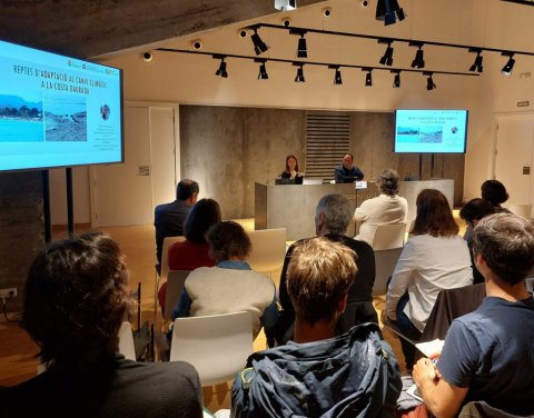 Expertos y entidades se reúnen en el Museu del Port para abordar la sostenibilidad litoral