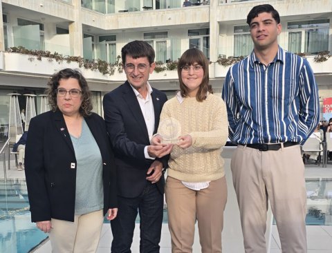 The ExplainUp application from the Universitat Rovira i Virgili receives one of the Entrepreneurial Talent awards from the Fundació Gresol