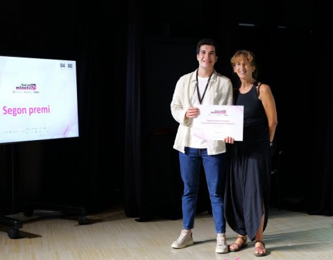 Nil Novau gana el segundo premio del concurso “Presenta la teva tesi en 4 minuts”